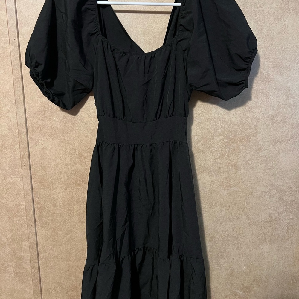 Elegant Black Puff Sleeve Dress